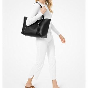 👜 AUTHENTIC MICHAEL KORS TOTE 👜